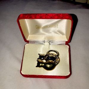 Amanda Smith Cat Pin